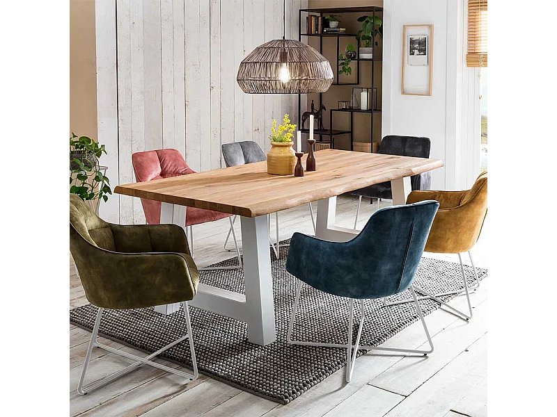 Baumkanten Esstisch aus Eiche Massivholz und Metall A-Fußgestell