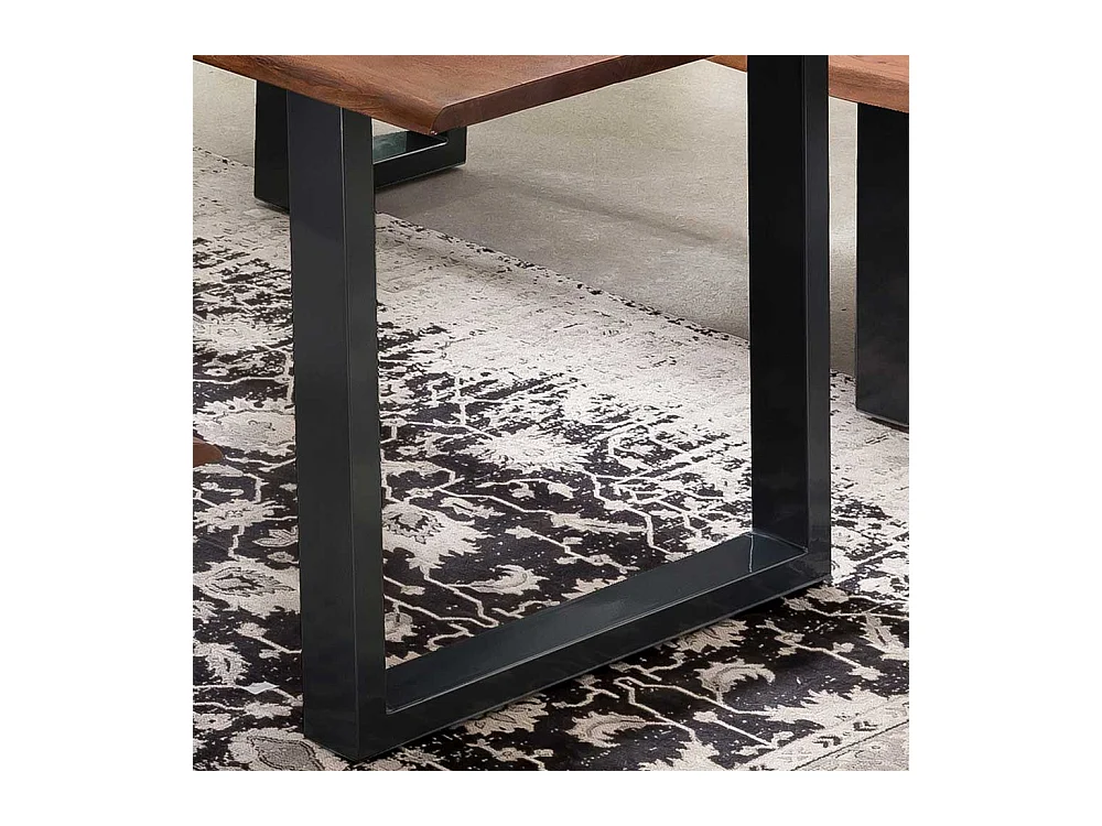 Baumkantentisch in Nussbaumfarben lackiert und gewachst Akazie Massivholz und Stahl