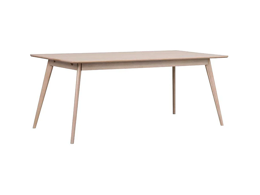 Esstisch mit Eiche White Wash furniert Skandi Design