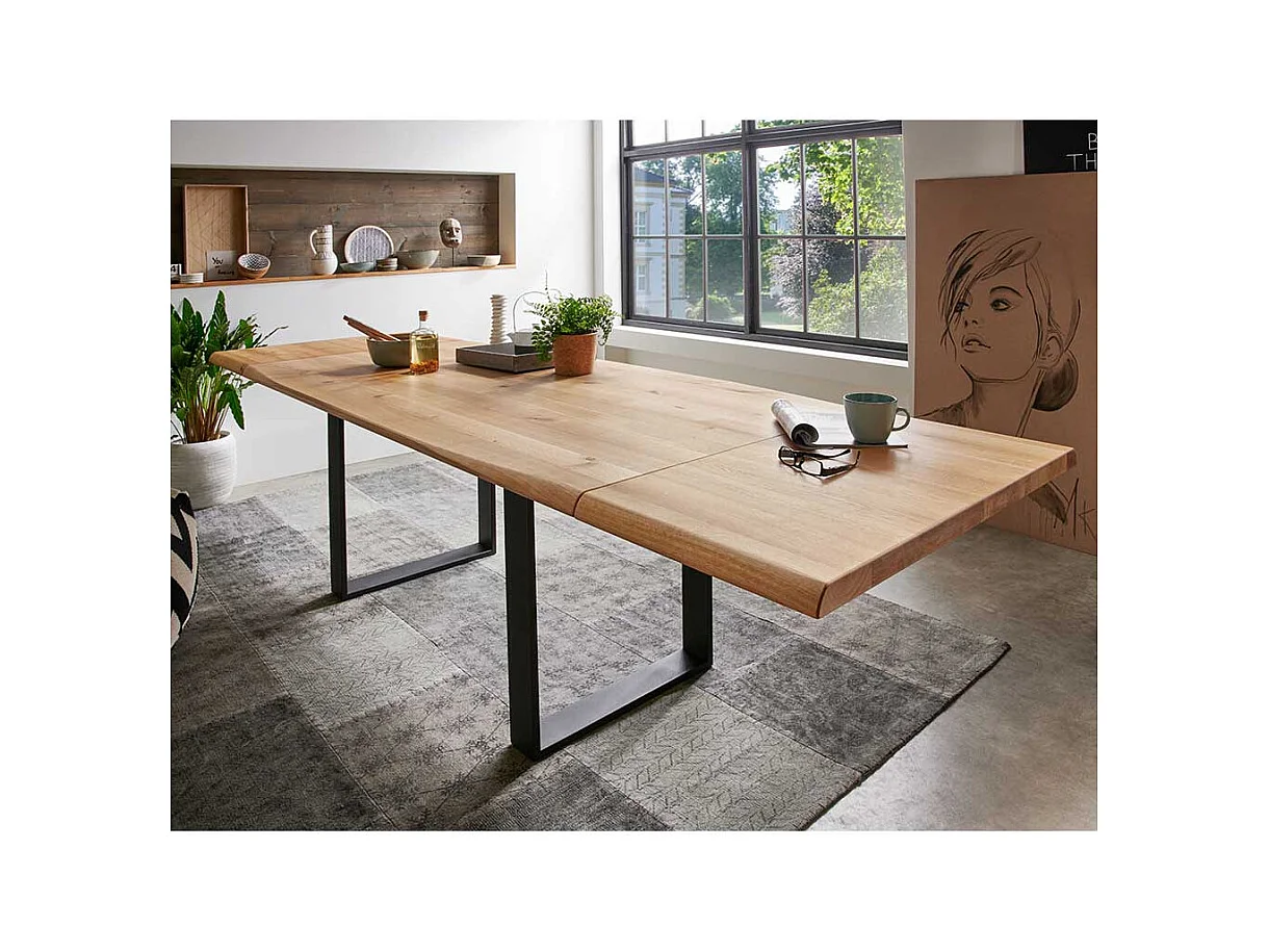 Esszimmertisch aus Wildeiche Massivholz und Stahl Industry und Loft Stil