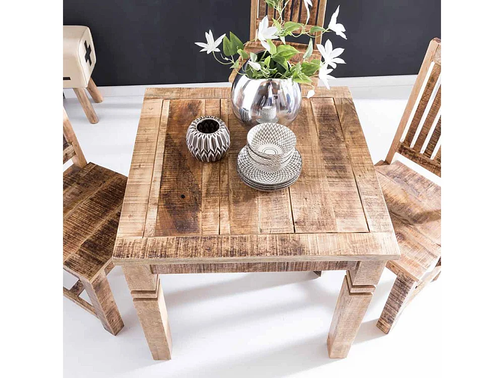 Esszimmertisch aus Holz massiv Landhaus rustikal