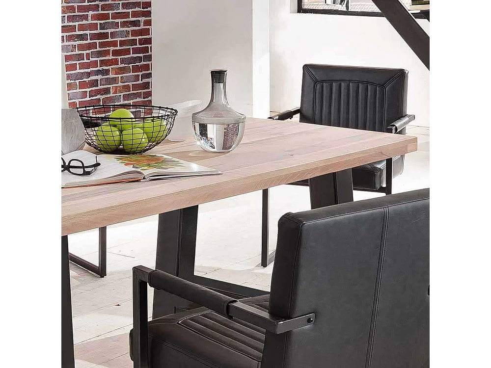 Factory Tisch Esszimmer aus Wildeiche Massivholz gekälkt A Gestell