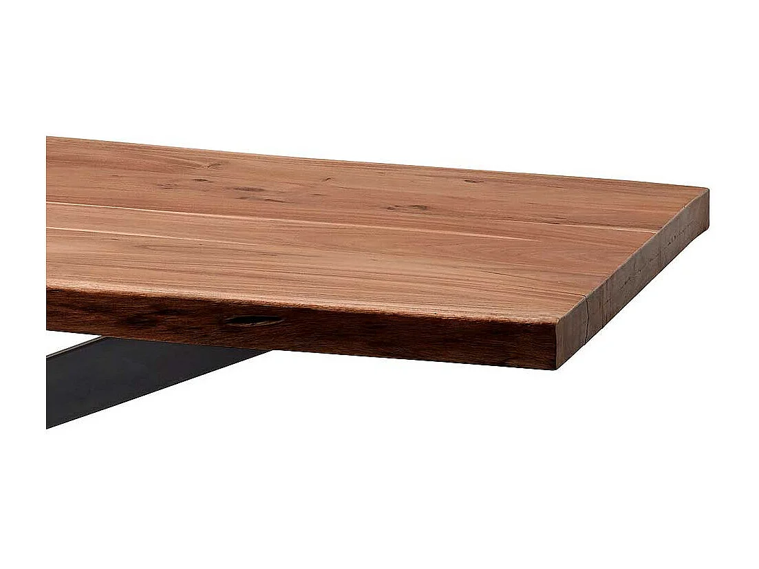 Esstisch im rustikalen Stil Massivholzplatte und Spider Gestell