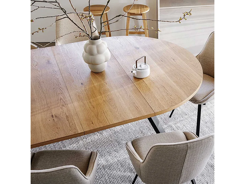 Esstisch Eiche Furnier geölt mit Vierfußgestell Metall