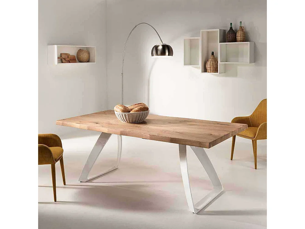 Baumkanten Esstisch aus Eiche Weiß Metall