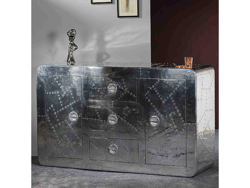 Anrichte im Industry Look ausgefallen