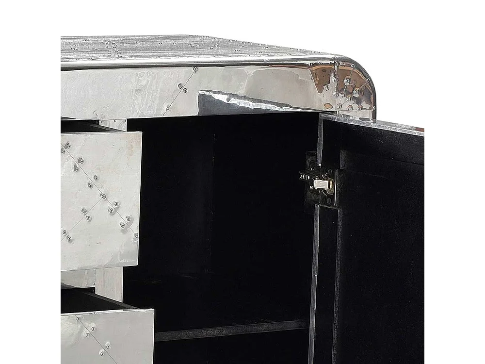 Anrichte im Industry Look ausgefallen