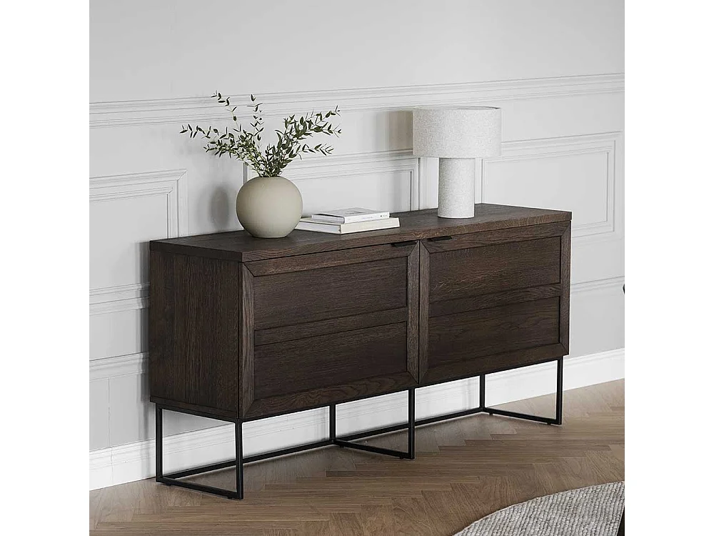 Hochwertiges Sideboard in Eiche Braun massiv Bügelgestell aus Metall