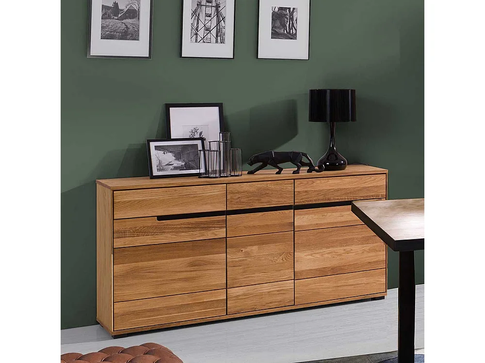 Sideboard teilmassiv in Eichefarben drei Schubladen und Türen