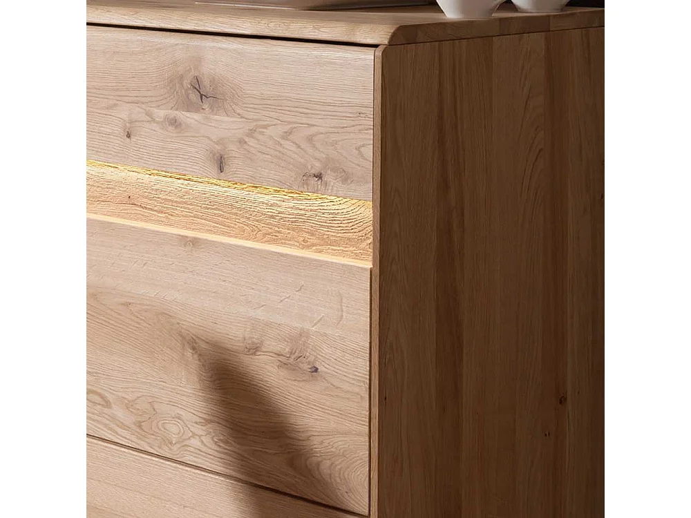 Holzkommode aus Wildeiche Massivholz LED Beleuchtung