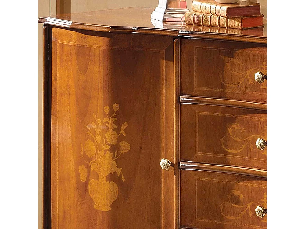 Sideboard in Nussbaumfarben lackiert vier Schubladen