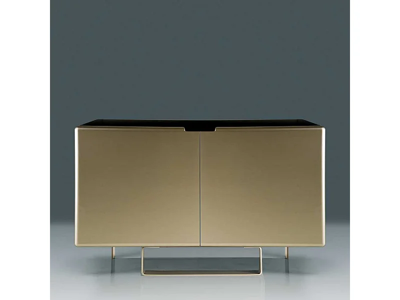 Wohnzimmerkommode in modernem Design Bügelgestell aus Metall