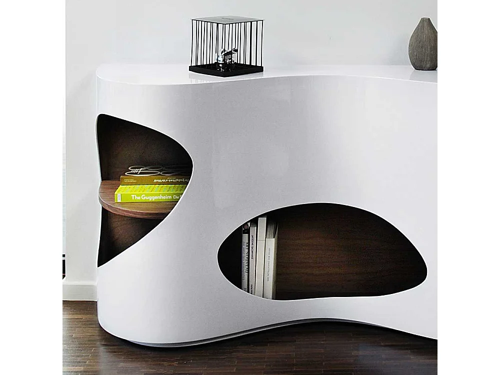 Hochglanz Sideboard in Weiß und Walnussfarben furniert geschwungen