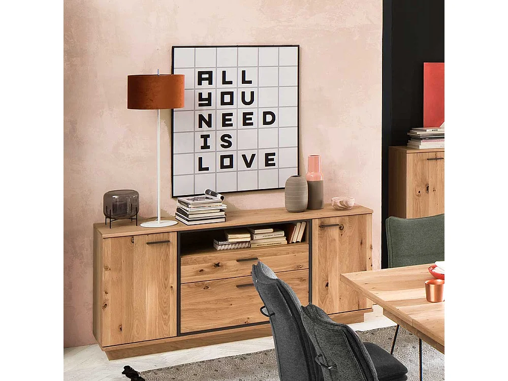 Wohnzimmerkommode aus Asteiche teilmassiv 180 cm breit