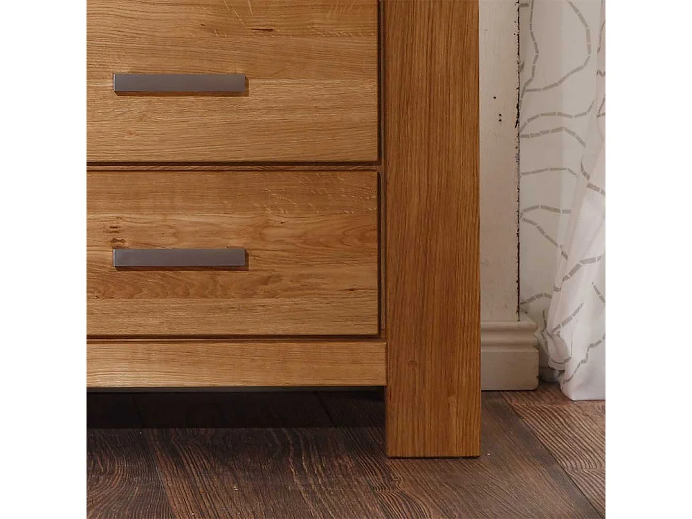 Flur Sideboard aus Wildeiche geölt und gewachst