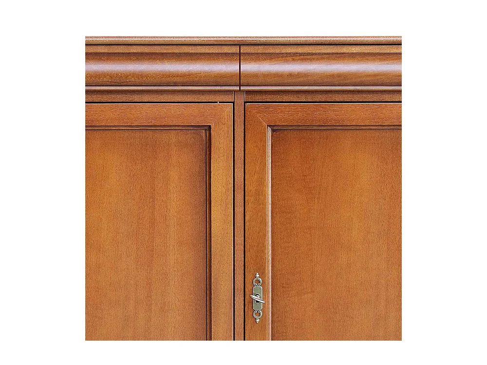 Nussbaum Sideboard teilmassiv 136 cm breit Türen abschließbar