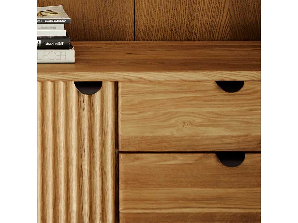 Holzkommode Wildeiche massiv 144 cm breit Vierfußgestell aus Metall