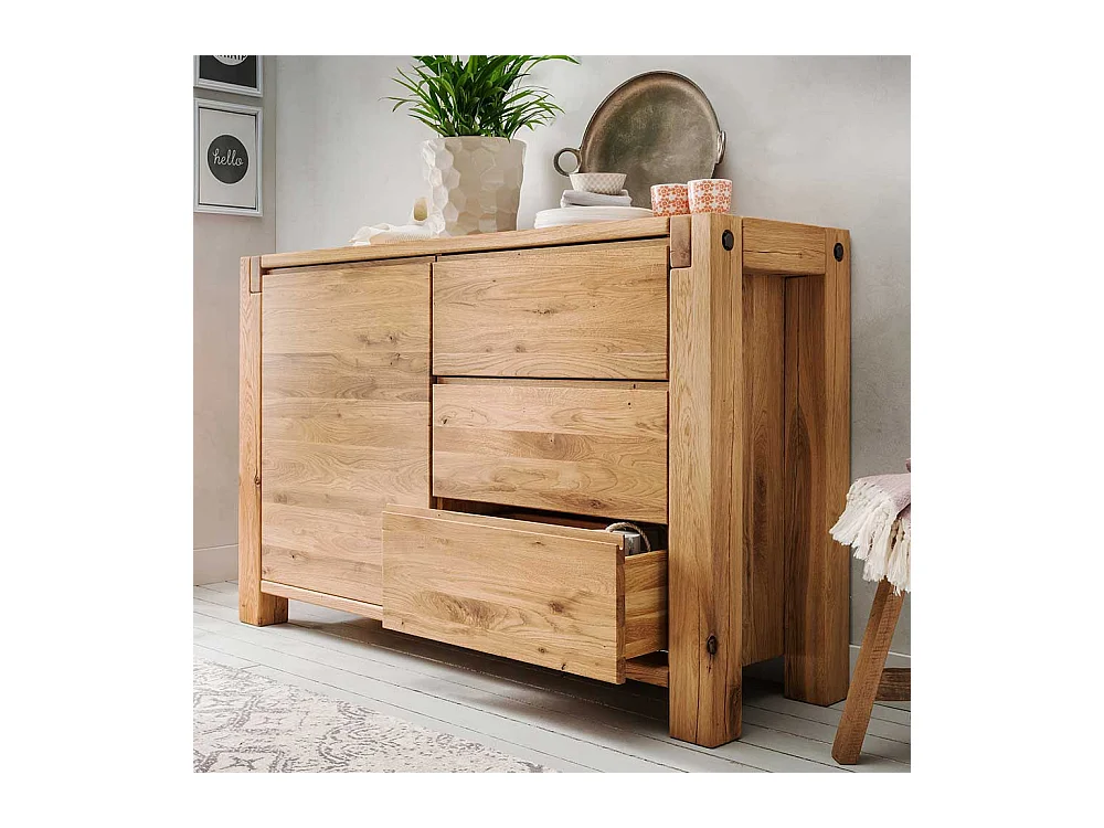 Schlafzimmer Sideboard aus Wildeiche Massivholz Griffmulden