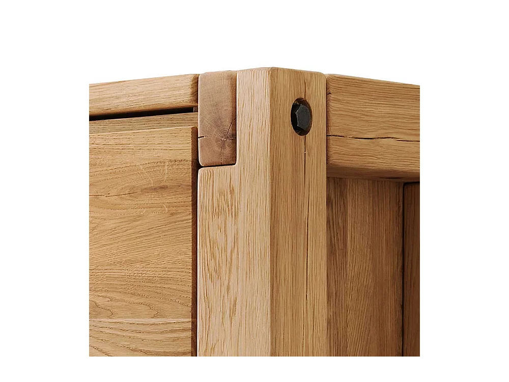 Schlafzimmer Sideboard aus Wildeiche Massivholz Griffmulden