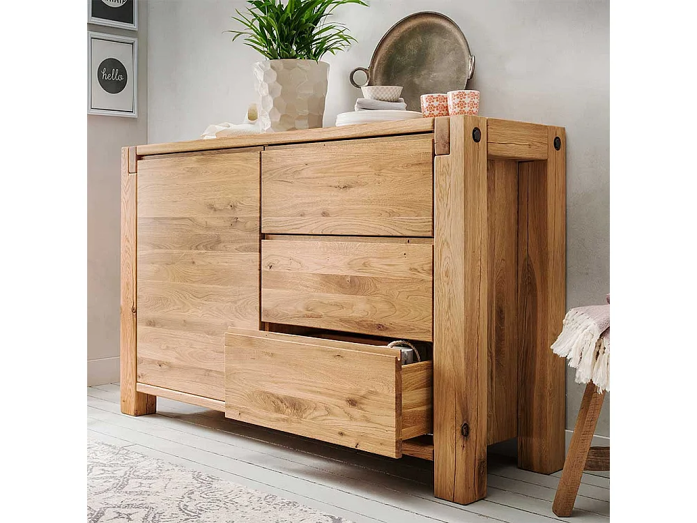 Schlafzimmer Sideboard aus Wildeiche Massivholz Griffmulden