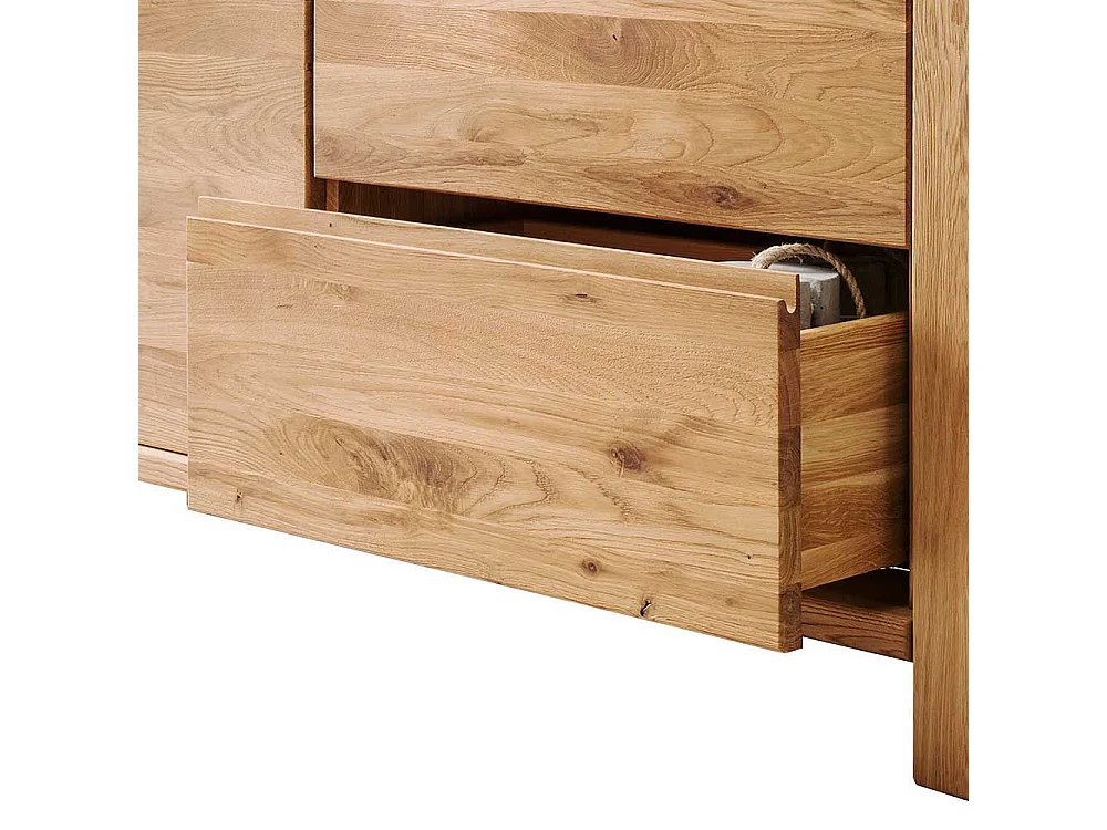 Schlafzimmer Sideboard aus Wildeiche Massivholz Griffmulden