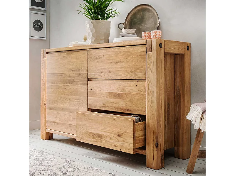 Schlafzimmer Sideboard aus Wildeiche Massivholz Griffmulden