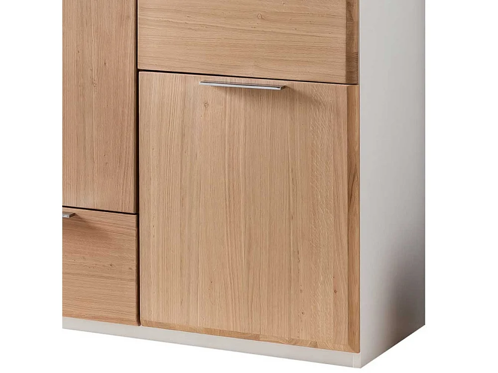 Esszimmer Anrichte modern mit drei Schubladen drei Drehtüren