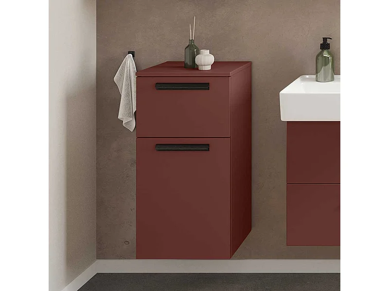 Badezimmerschrank Badschrank in Dunkelrot mit Metallgriffen