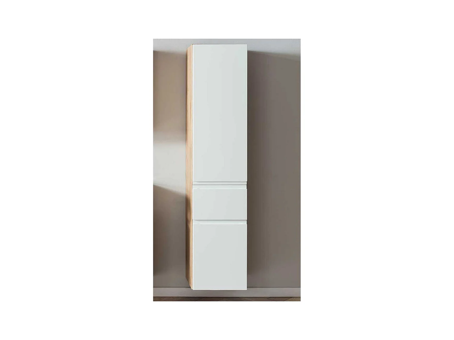 Bad Hochschrank modern in Wildeichefarben und Weiß Made in Germany