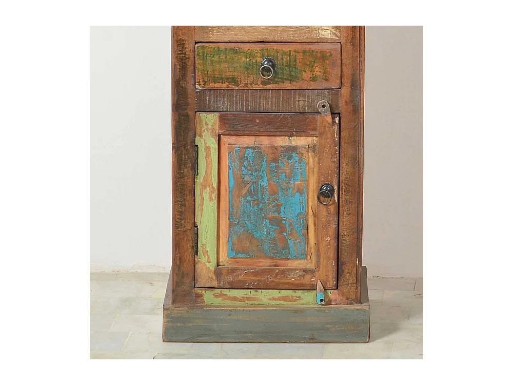 Hochschrank aus Massivholz Recyclingholz