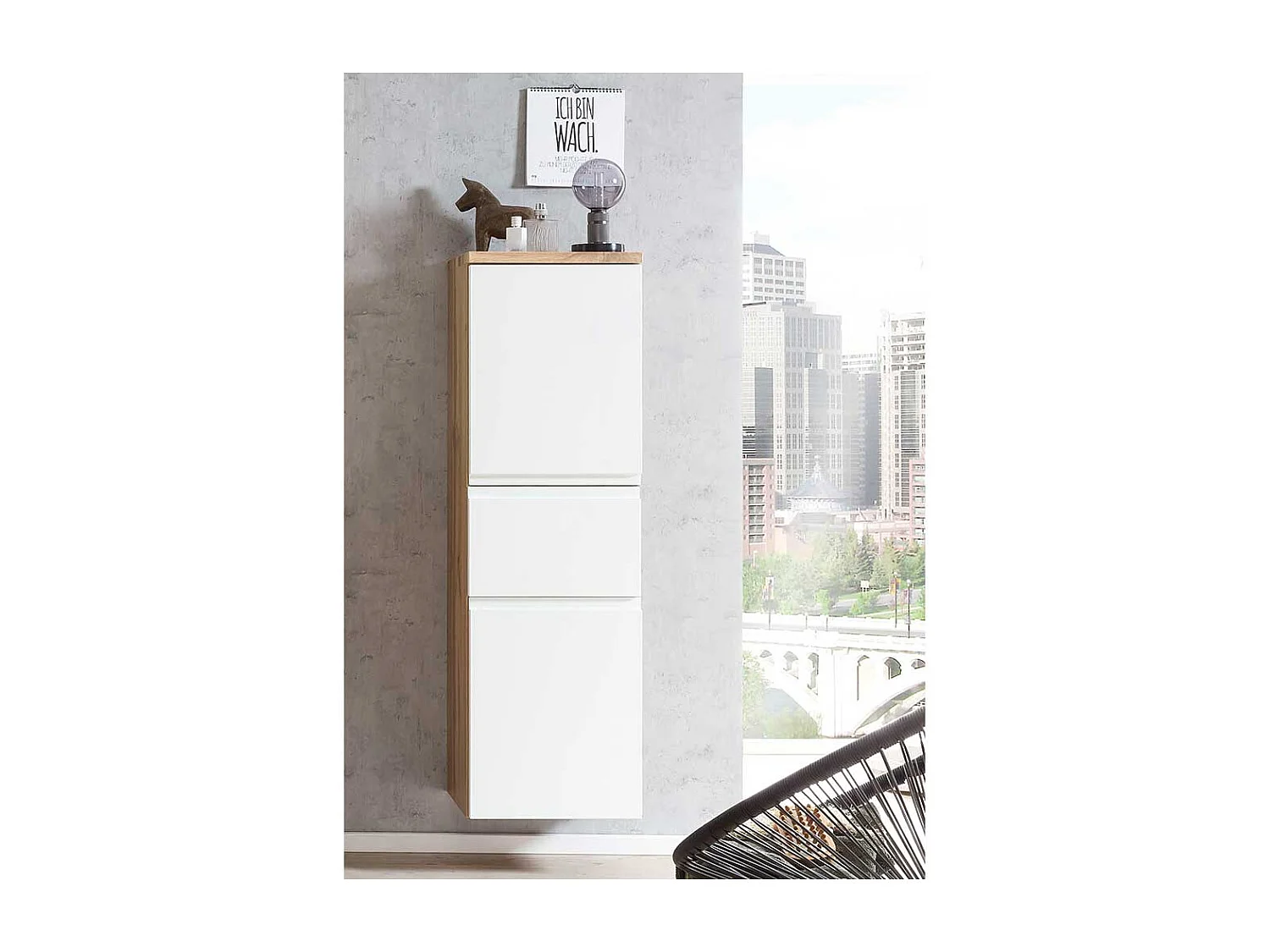 Badmidischrank hängend inklusive Füße Wildeichefarben und Weiß