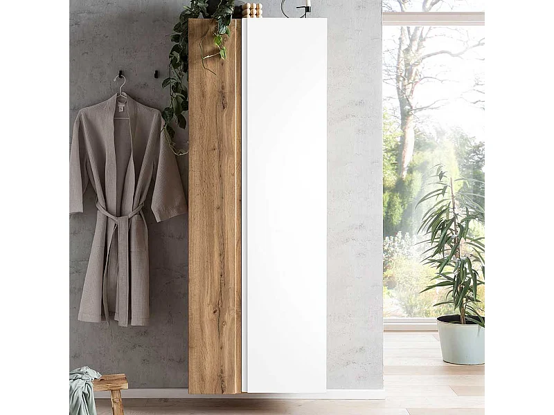 Hoher Badschrank in Wildeichefarben und Weiß Made in Germany