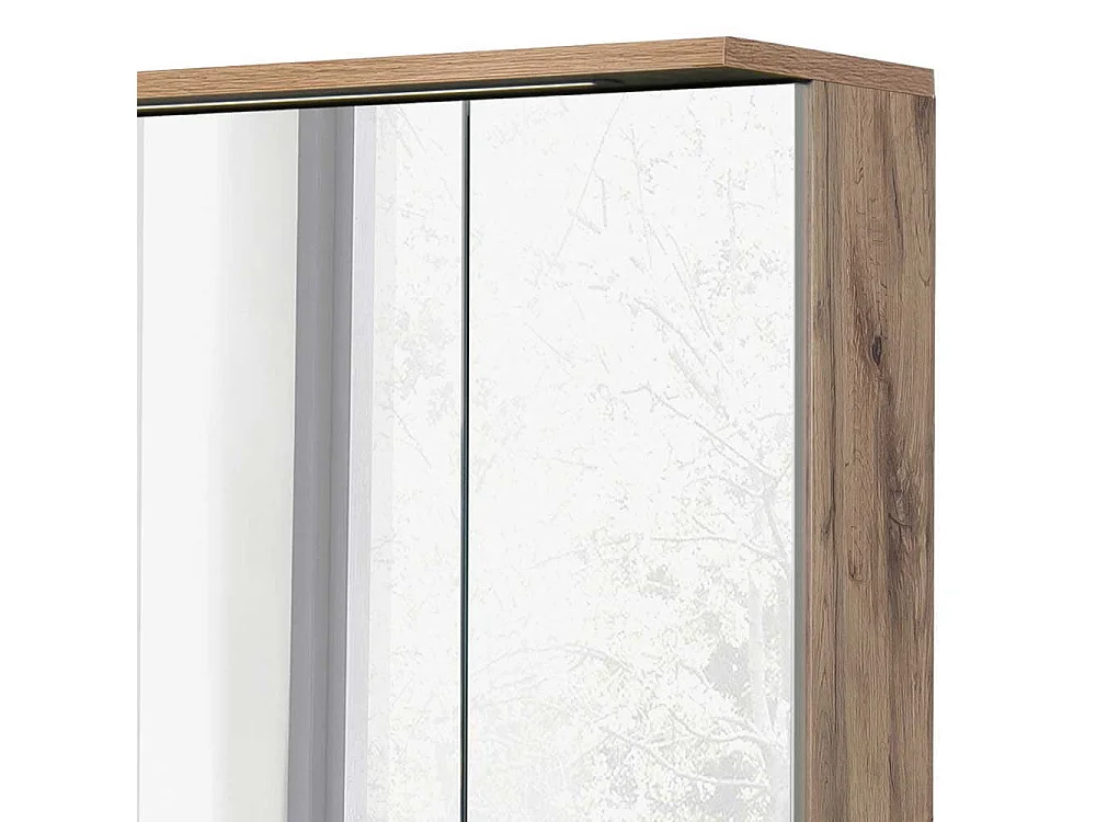 Badezimmerspiegelschrank in Wildeichefarben Steckdose