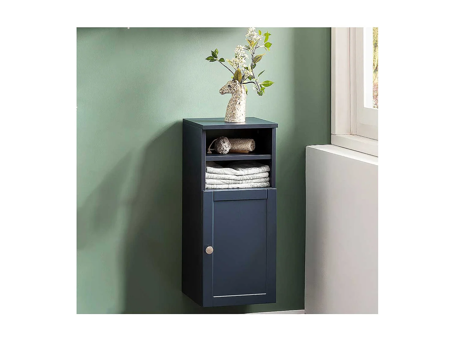 Badeschrank in Dunkelblau offenen Fächern