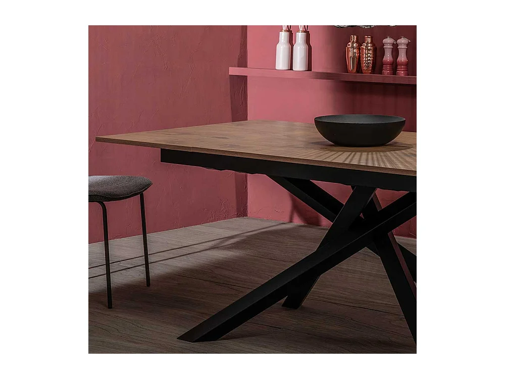 Ausziehbarer Esszimmertisch in Eichefarben und Schwarz Mikado Fußgestell