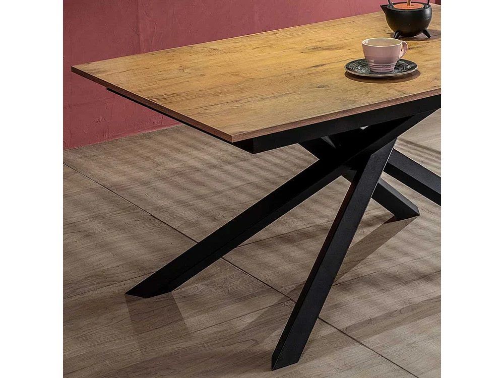 Ausziehbarer Esszimmertisch in Eichefarben und Schwarz Mikado Fußgestell