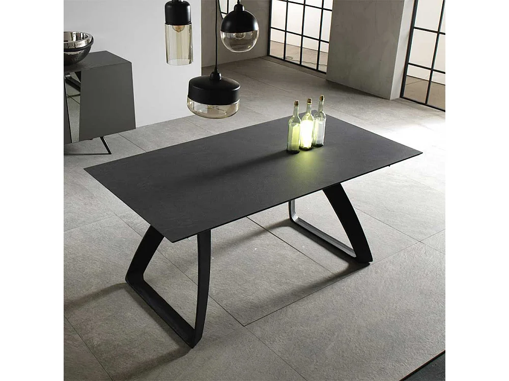 Ausziehbarer Tisch in Schwarz und Dunkelgrau modern