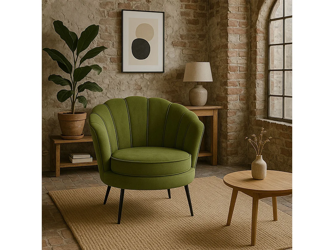 Nice Fauteuil en velours vert.