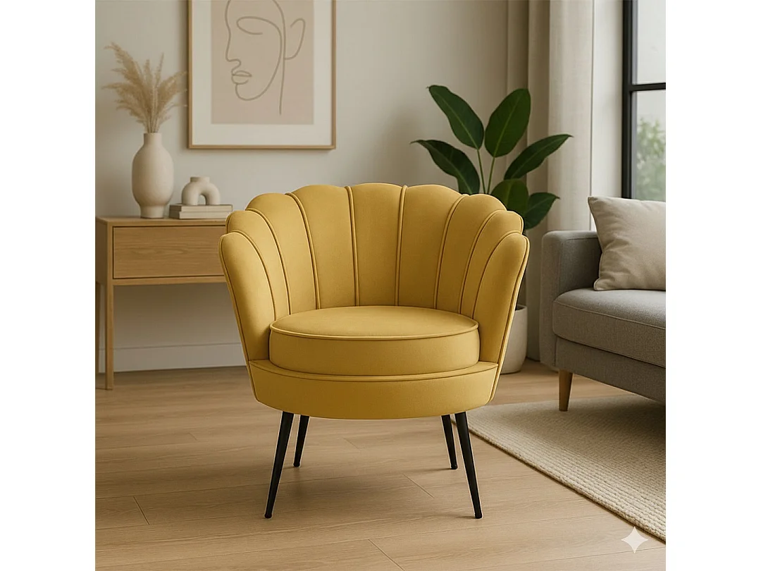 Nice Fauteuil en velours curry jaune.