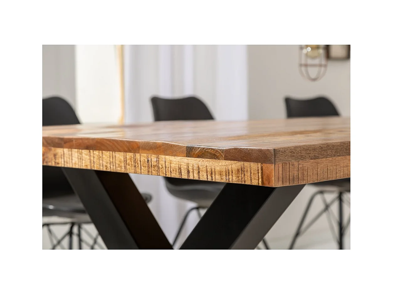 Table de salle à manger LODEN – Bois massif de manguier verni – 240 cm – Style industriel