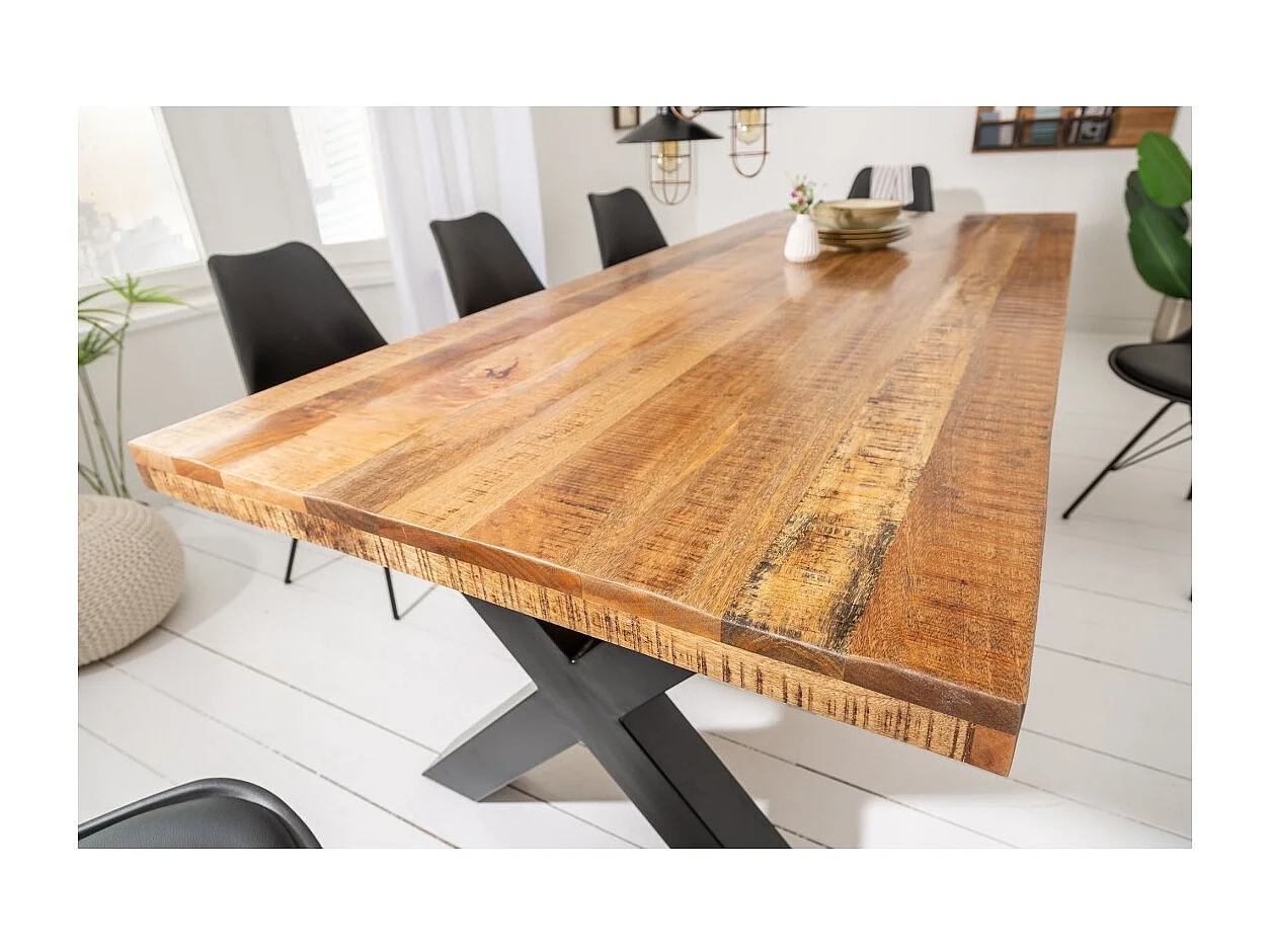 Table de salle à manger LODEN – Bois massif de manguier verni – 240 cm – Style industriel
