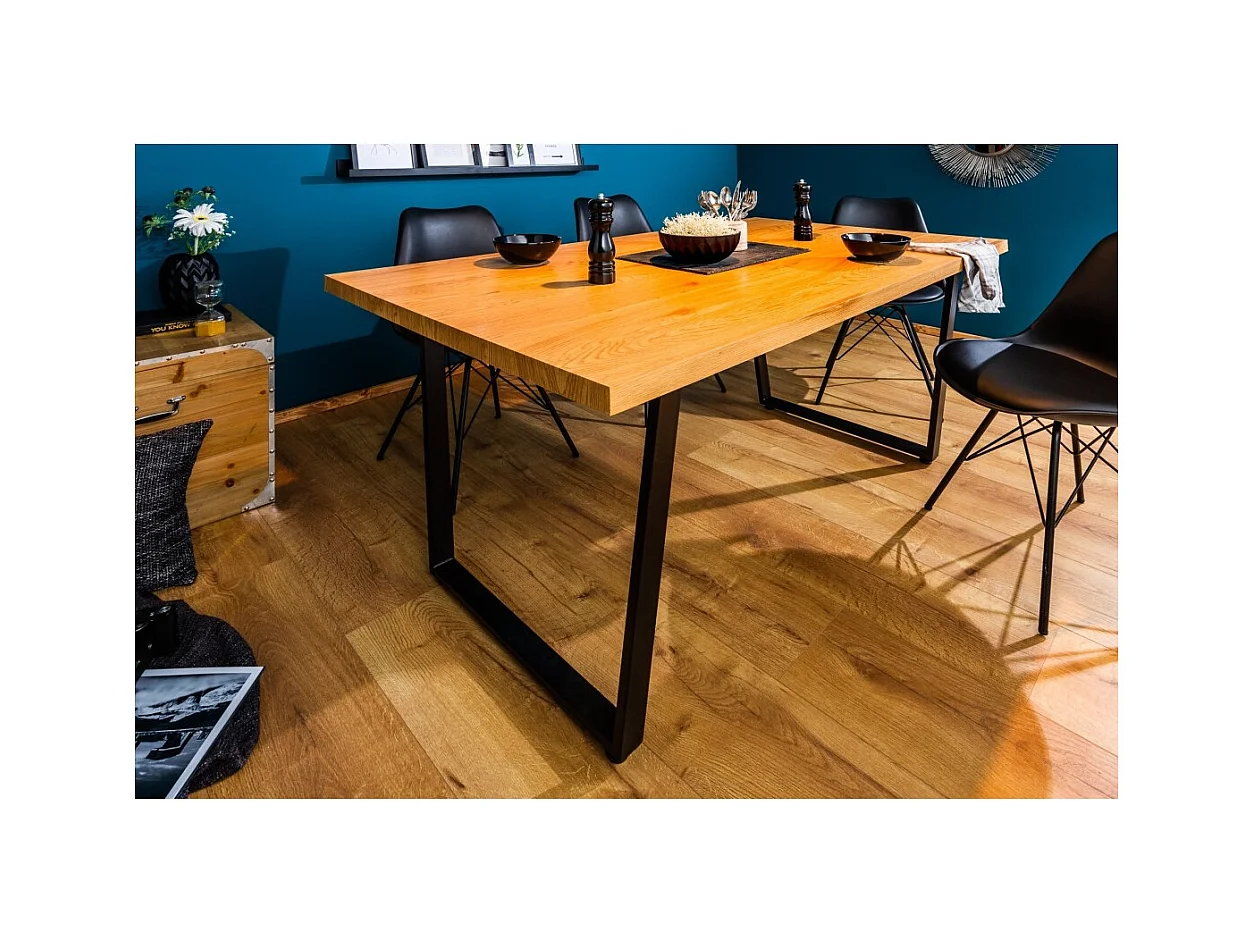 Table de salle à manger MERAX – aspect chêne clair et noir – 160 cm – Style industriel