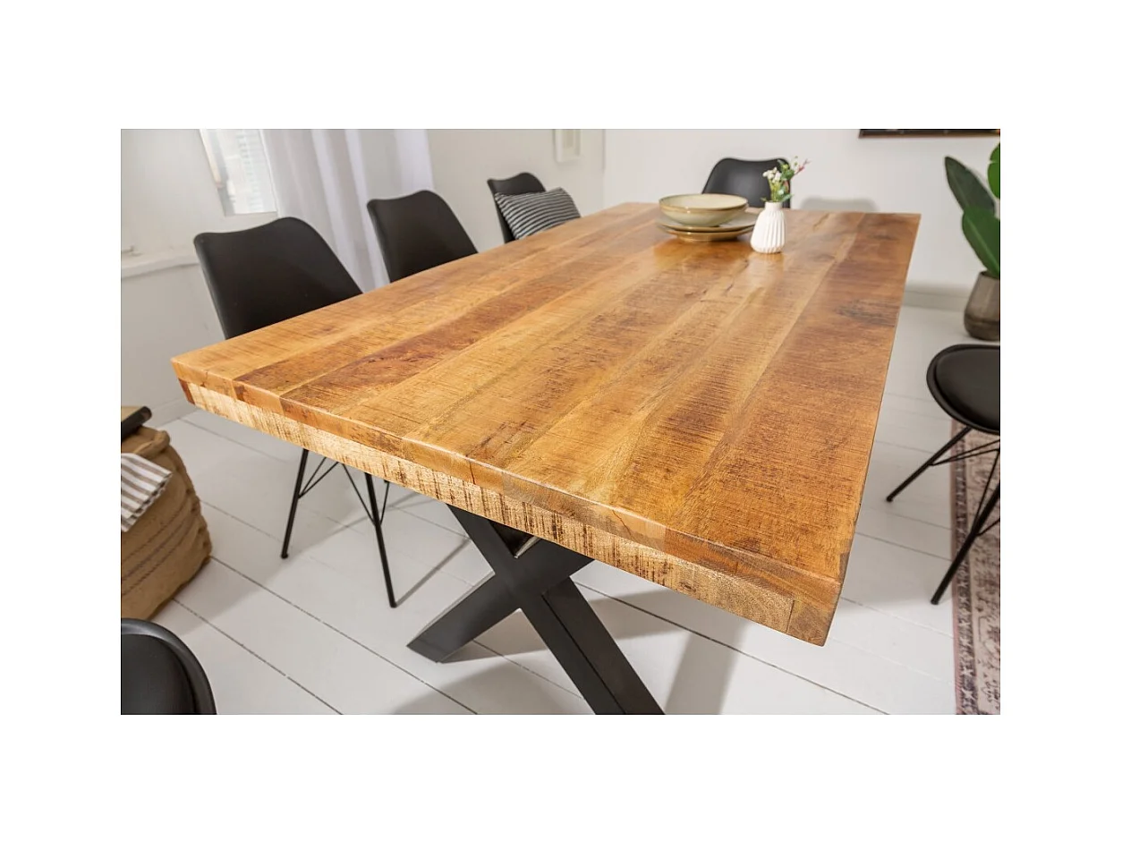 Table de salle à manger LODEN – Bois massif de manguier verni – 160 cm – Style industriel