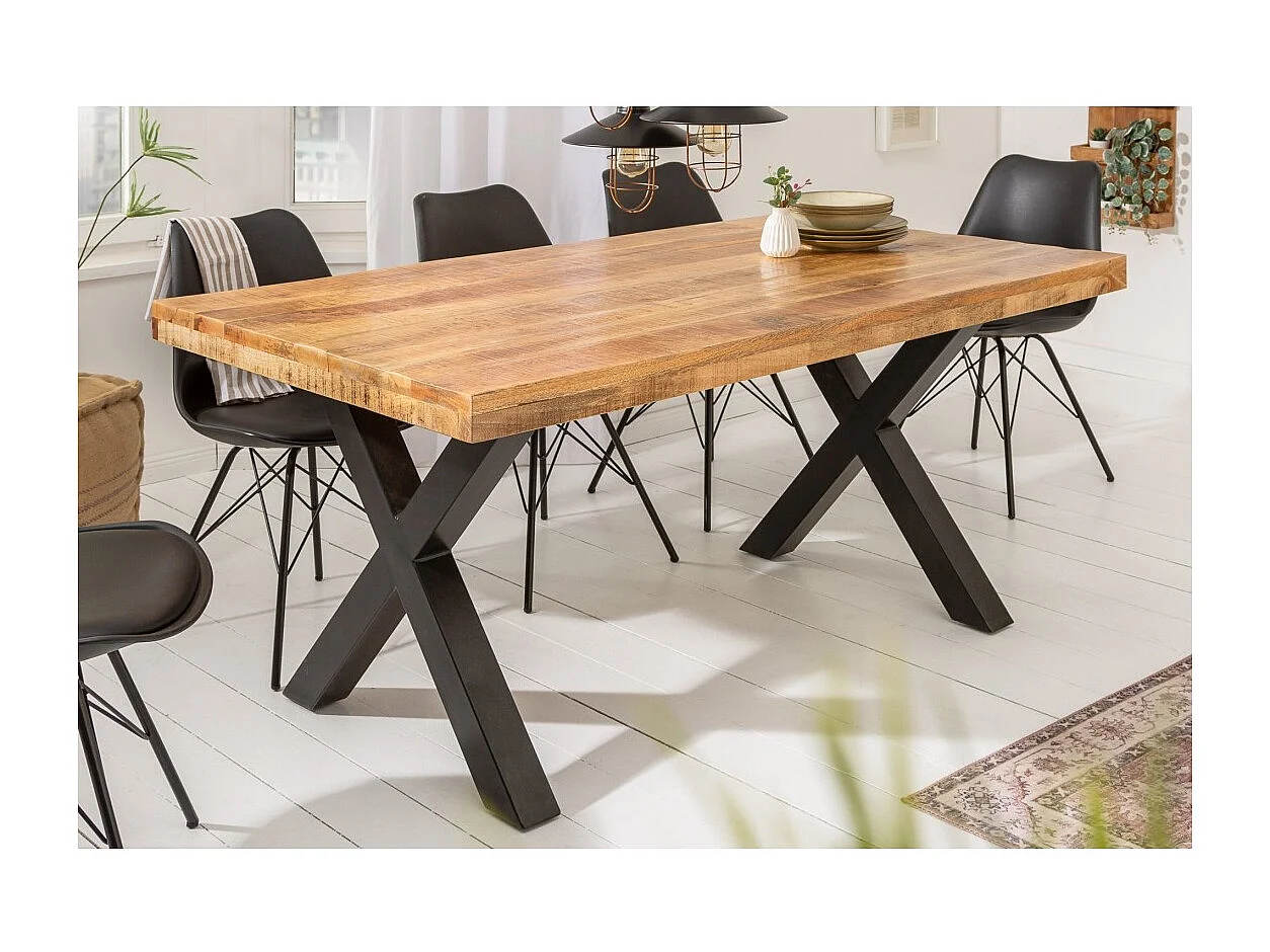 Table de salle à manger LODEN – Bois massif de manguier verni – 160 cm – Style industriel