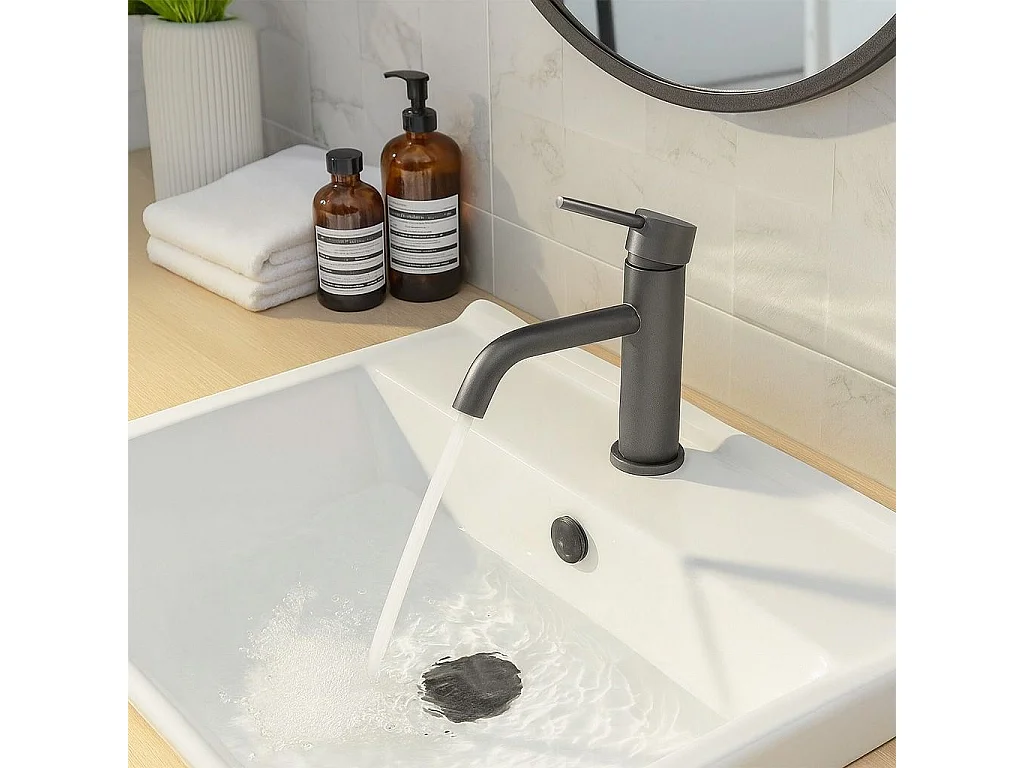 Robinet De Lavabo Rea Lungo Low Titanium