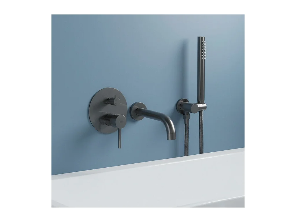 Torneira De Banheira De Chão Rea Lungo +Box Titanium