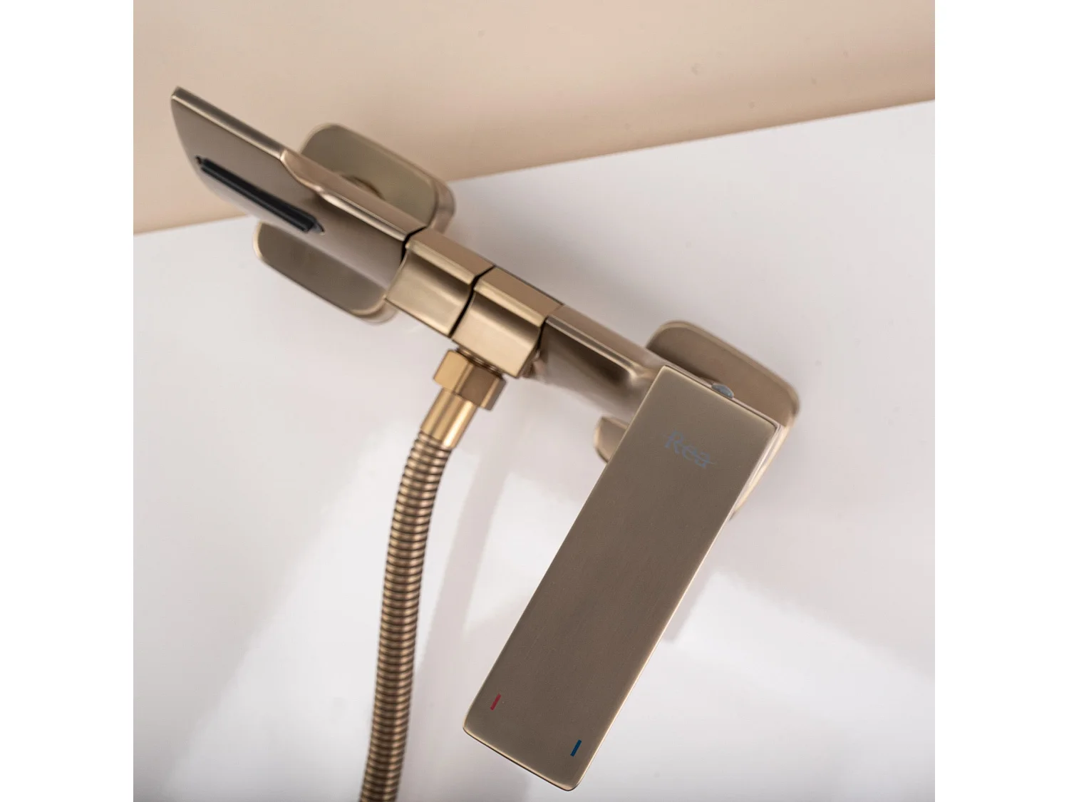 Robinet De Baignoire Rea Joe Brushed Gold