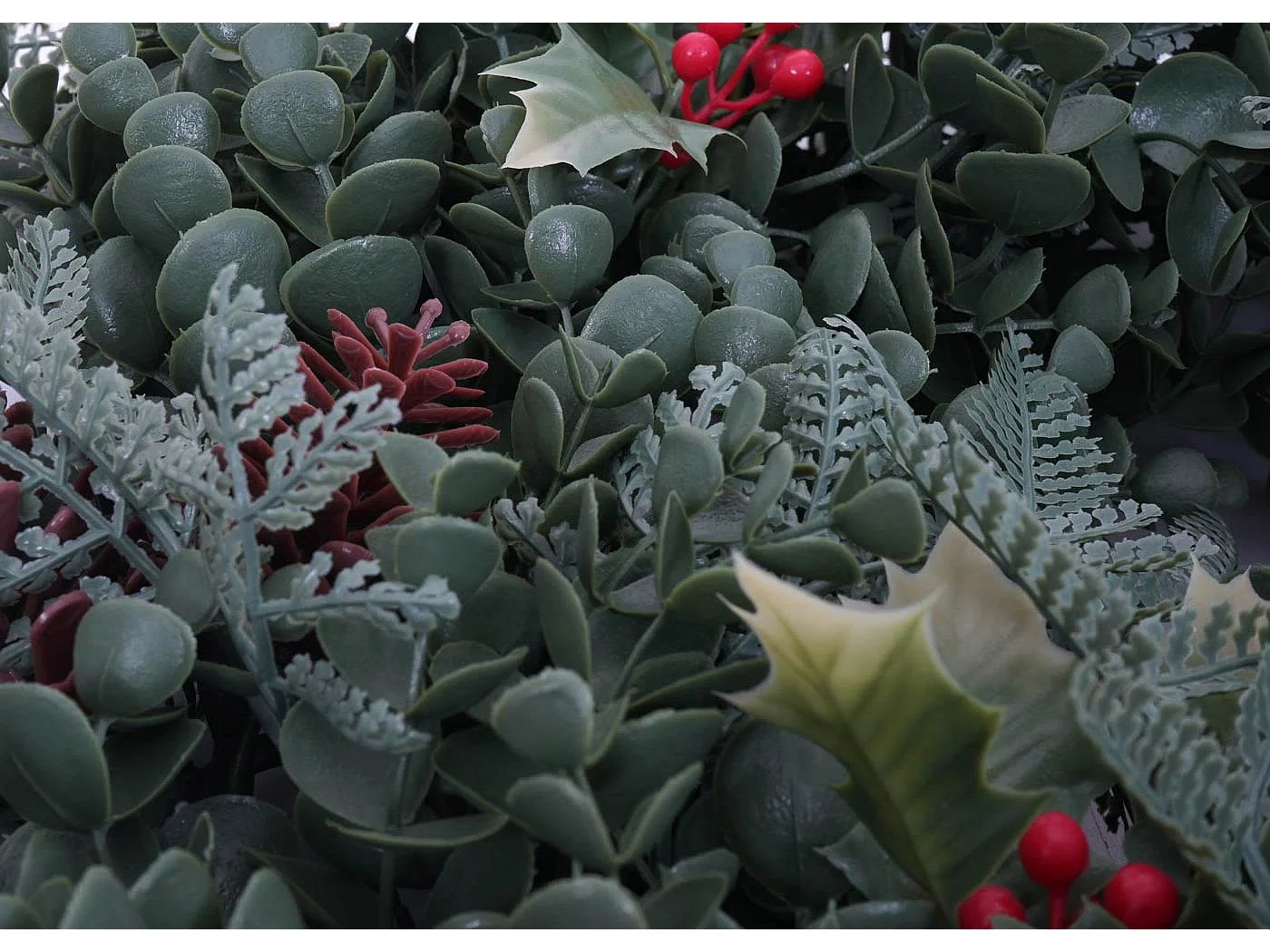 Couronne artificielle MCW-O98,  verte avec des baies rouges