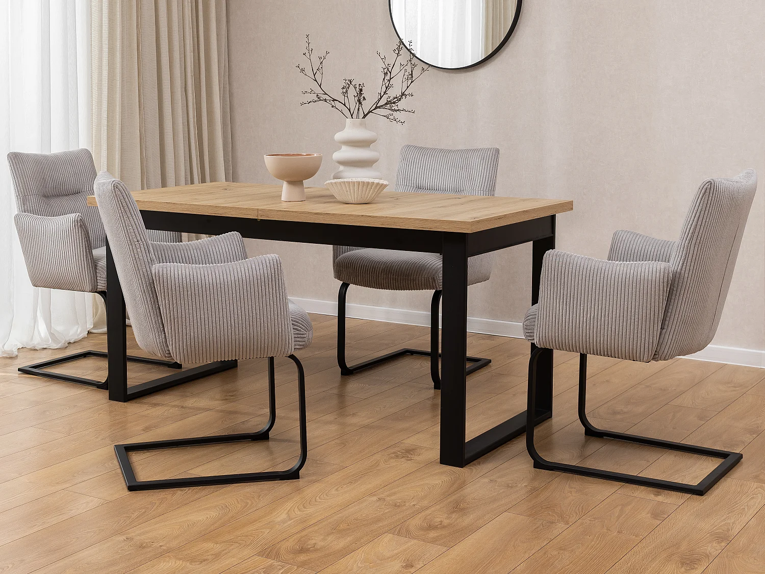 Lot de 2 chaises rembourrées au design moderne, en velours côtelé gris, avec accoudoirs et piètement luge en métal noir - Hera