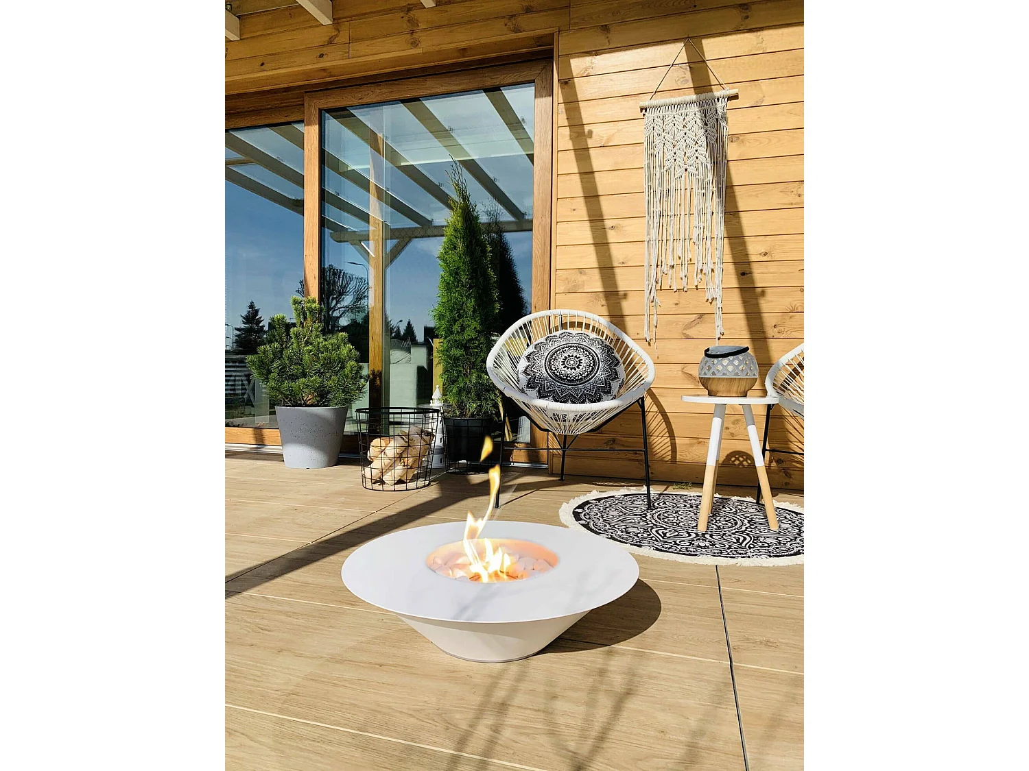 Cheminée à Bioéthanol Arnesano, Capacité 1 Litre, Fabriqué en Italie, 60x60x15h cm Blanc